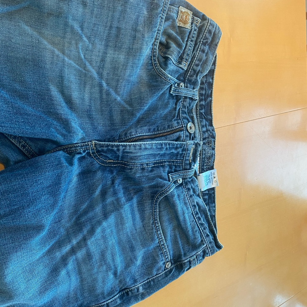 Cinch jeans (some wear on one knee) 32w x 34l